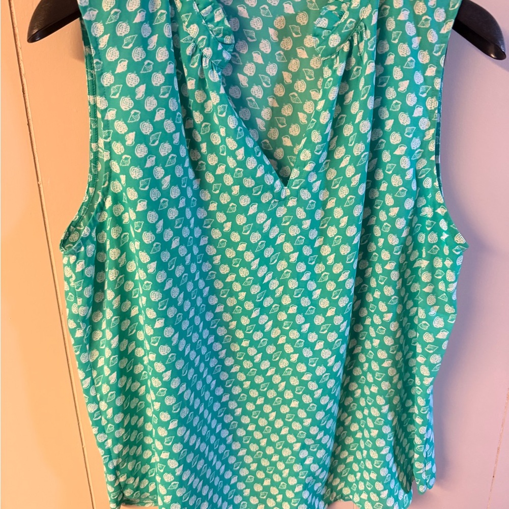 CAbi Green and White Sleeveless Top